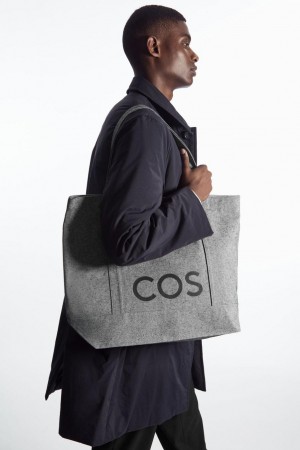 Geanta Barbati COS Cos Utility Tote - Panza Gri Inchis | KPFIQ-6753