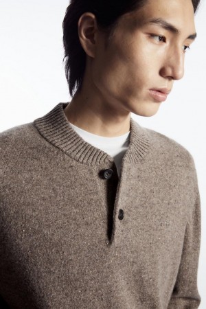 Jumpers Barbati COS Pure Cashmere Henley Bej Inchis | TZMLO-7269