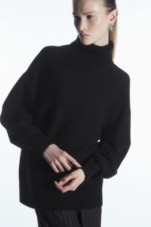 Jumpers Dama COS Oversized Lână Roll-neck Negrii | TKOVJ-8076