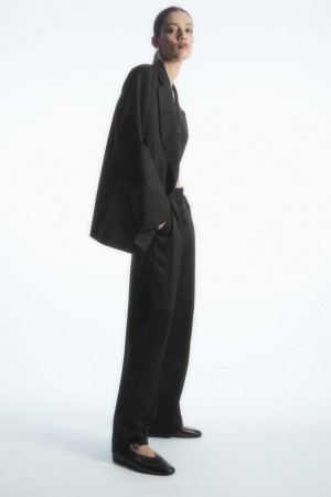 Pantaloni Dama COS Largi-leg Plisat Satin Negrii | HTJWN-5789