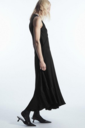 Rochie Dama COS Asymmetric Satin Midi Negrii | TXKBO-7185