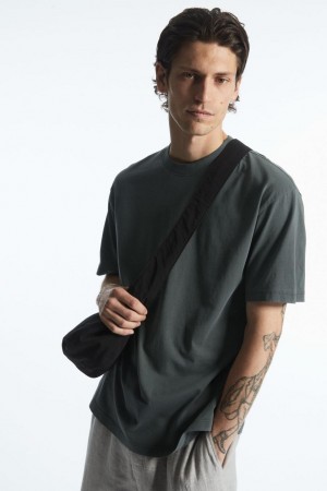 Tricou Barbati COS The Super Slouch Negrii | IQXEY-5163
