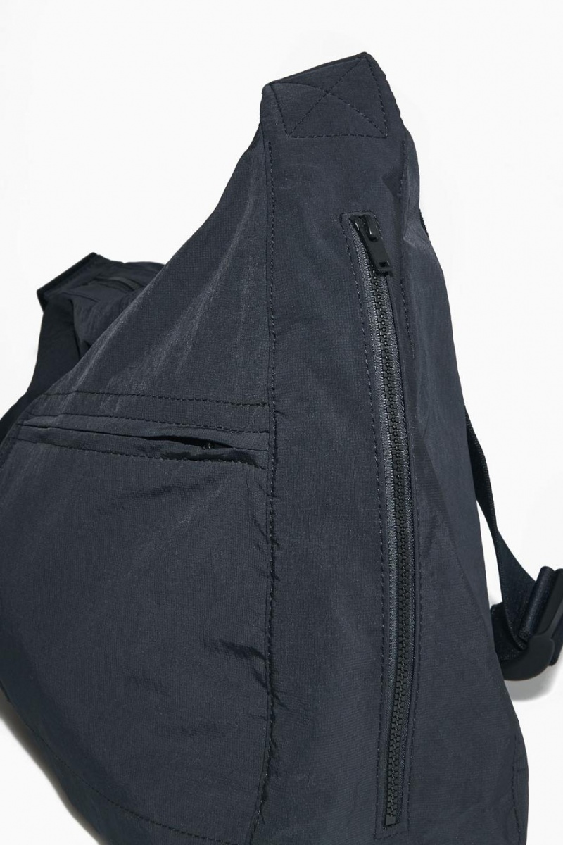 Geanta Barbati COS Slouchy Nailon Messenger Bleumarin | DXWRC-0264