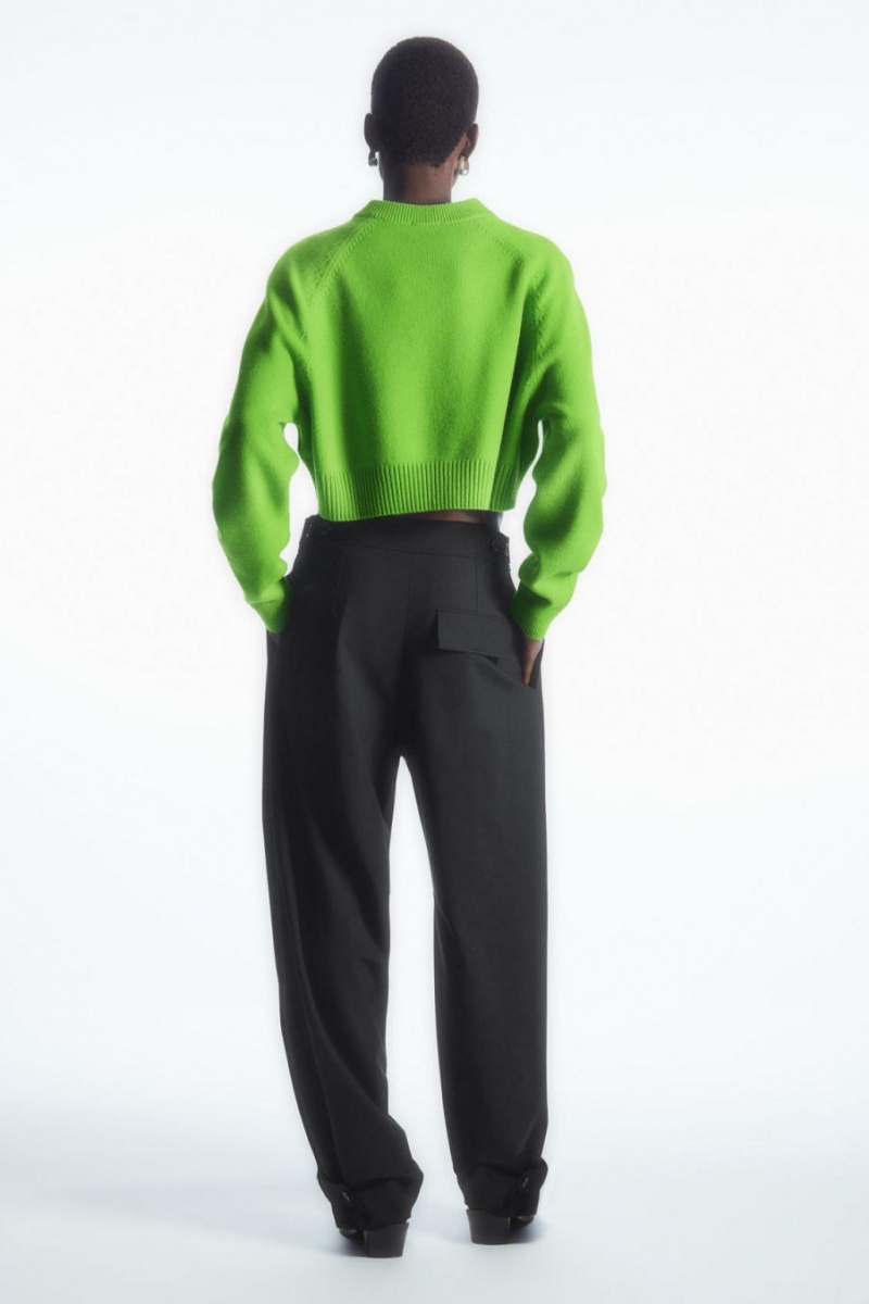 Jumpers Dama COS Cropped V-neck Lână Verzi | AXHPB-1893