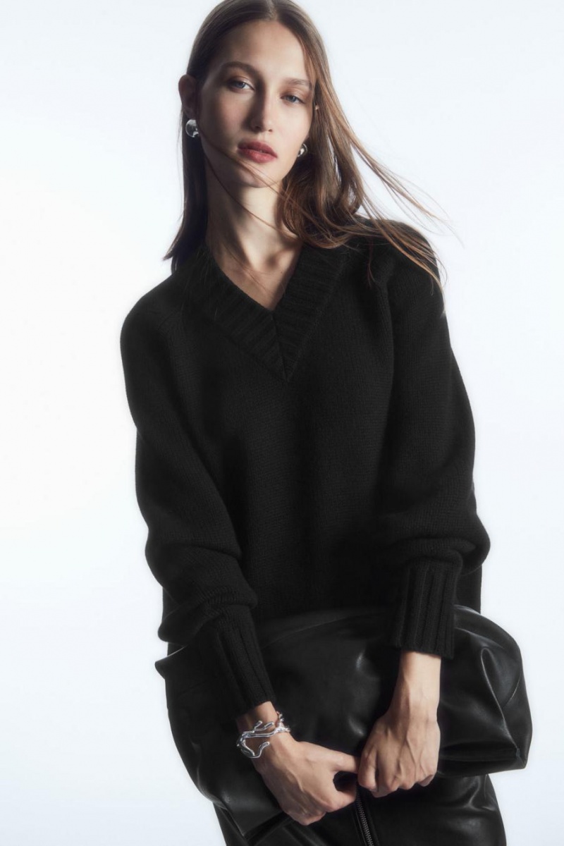 Jumpers Dama COS Grosolan Pure Cashmere V-neck Negrii | RGVKT-4021