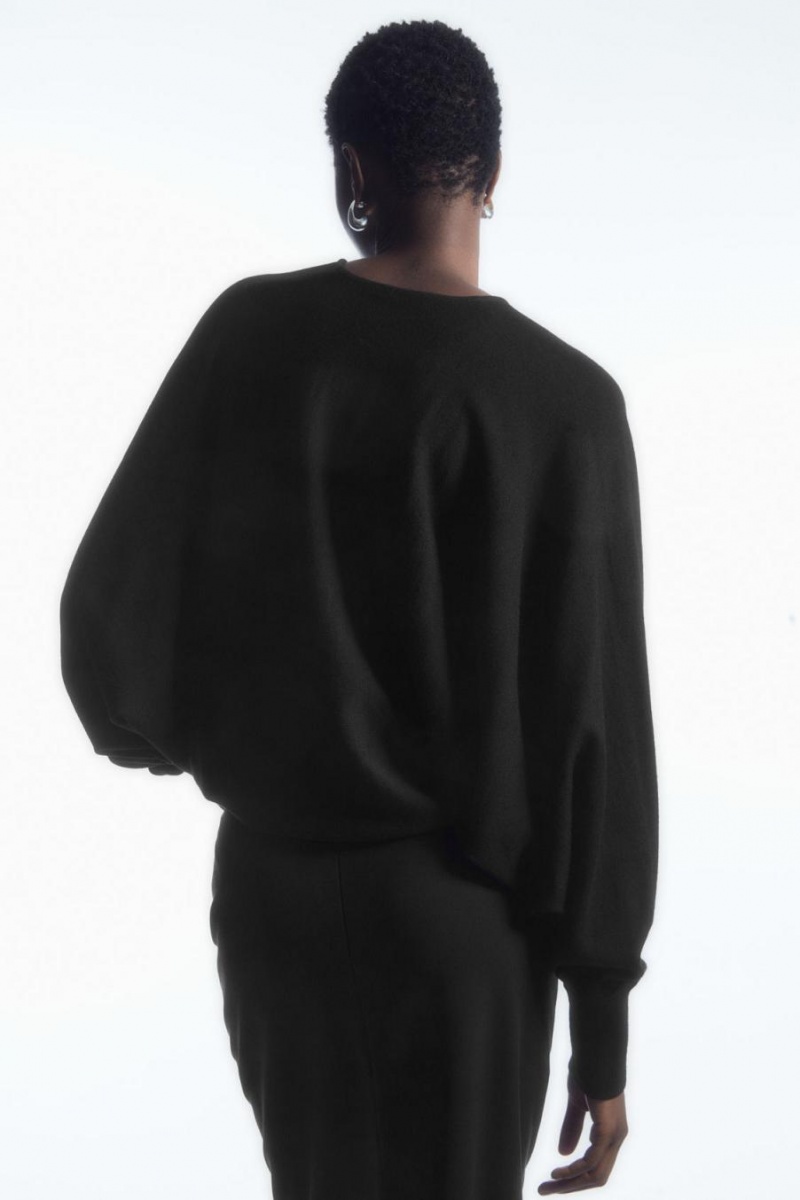 Jumpers Dama COS V-neck Merino Lână Batwing Negrii | XHJIN-1385