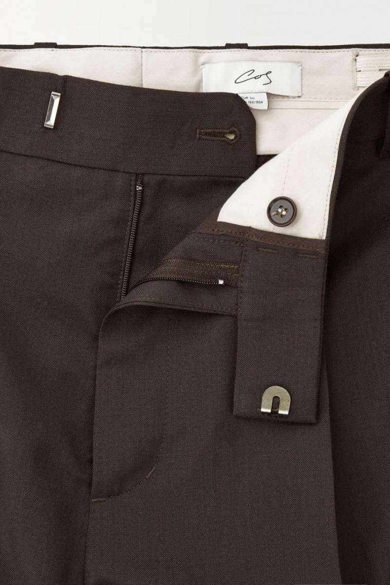 Pantaloni Barbati COS The Plisat Lână Maro Inchis | IUBXJ-4182