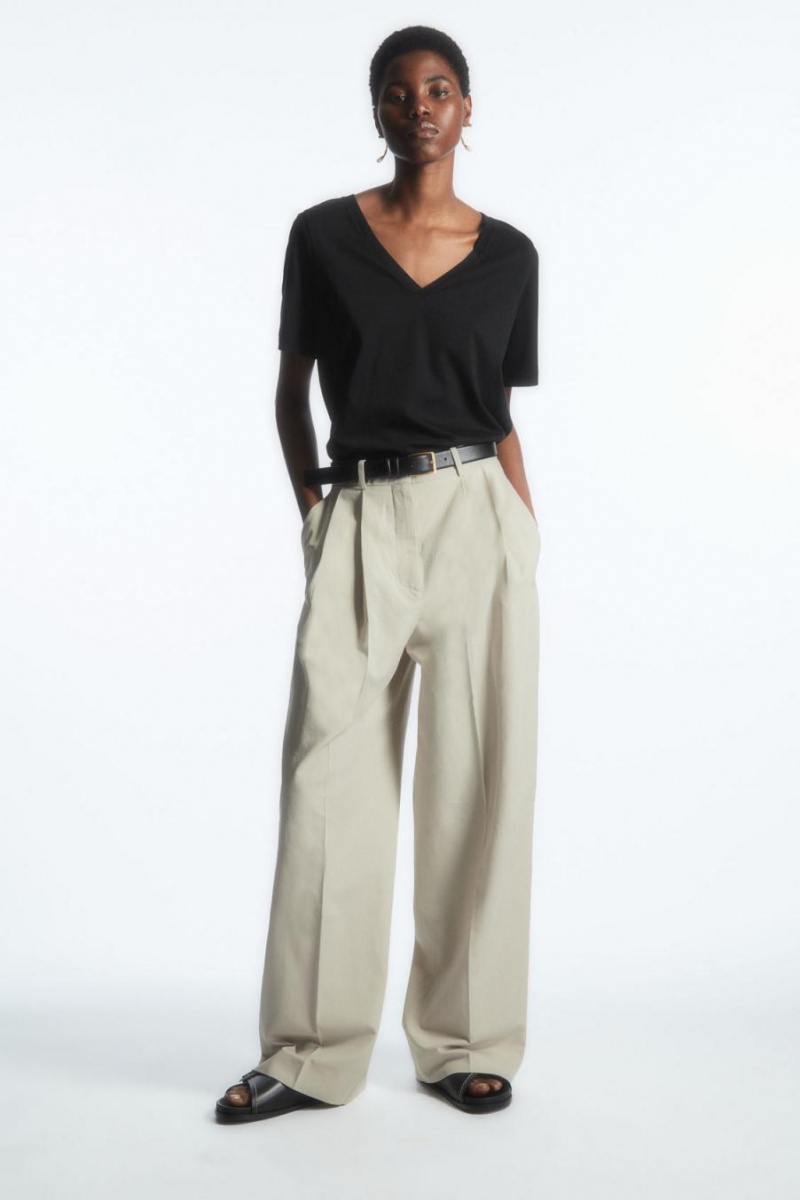 Tricou Dama COS V-neck Negrii | VZAET-5127